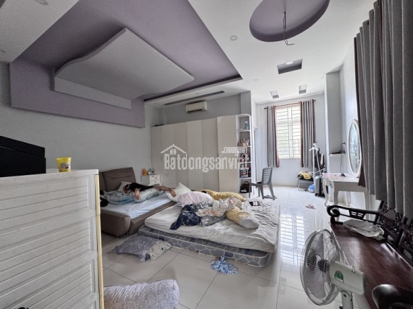 Bán nhà 54m2, 2 tầng, đường số 2, Trường Thọ, Thủ Đức, TP HCM. Giá  4,3 tỷ, sổ hồng riêng.