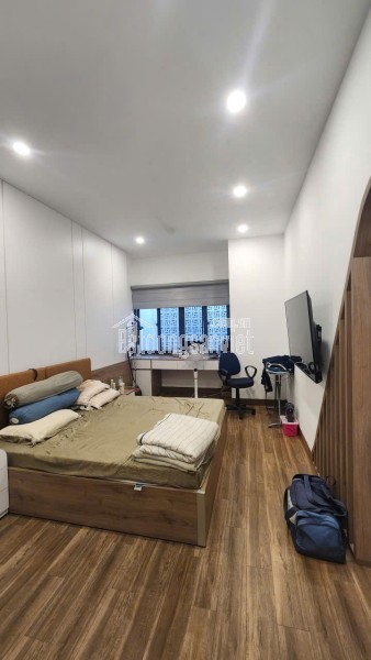 NHÀ 3T ÔNG ÍCH KHIÊM – ĐƯỜNG Ô TÔ 5M, GẦN BIỂN – HƠN 5 TỶ
