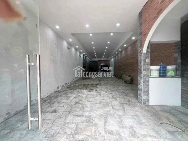 Cho thuê mặt bằng ngang 6,5m mặt tiền đường 3/2 - phường tân an - tp cần thơ