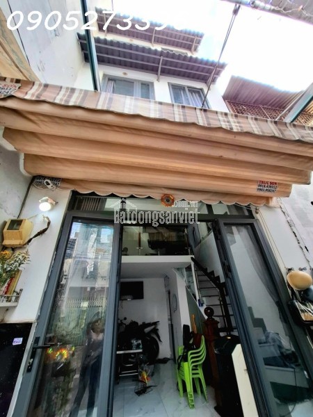 HẺM 4M, Ô TÔ LÝ THUYẾT, 30M2 , 3 TẦNG CÓ SÂN THƯỢNG MỚI ĐẸP, LẠC LONG QUÂN TÂN BÌNH GẦN QUẬN 10,