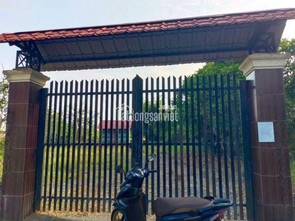 CẦN BÁN 102M2 4X26 NHÀ CẤP 4 MT ĐƯỜNG HUỲNH VĂN TRÍ