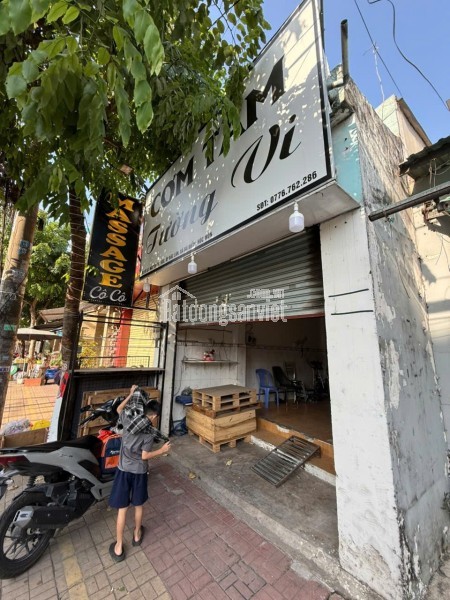 NHÀ ĐẸP – GIÁ TỐT- CHÍNH CHỦ CẦN BÁN NHÀ Tại Xã Bà Điểm, Huyện Hóc Môn, Tp Hồ Chí Minh