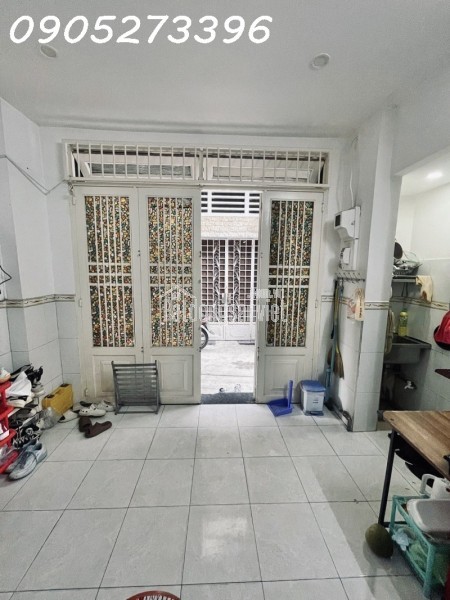 NGAY CHỢ PHẠM VĂN HAI - 4 TẦNG ĐÚC 3.8 x4.7 CÓ 2PN 3WC - GIÁ CHỈ 3.799 TỶ
