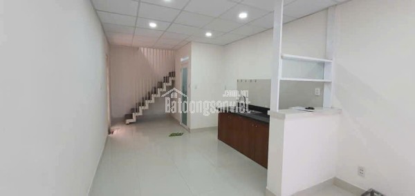 4,3 tỷ ! Bán nhà HXH 170/ Bùi Đình Tuý, P12, Bình Thạnh.