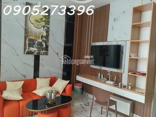 SÁT BÊN Q10, Q11 NHÀ MỚI ĐẸP 3 PHÒNG NGỦ, Ở NGAY, HẺM XE HƠI CÁCH NHÀ 10M, SỔ ĐẸP NỞ HẬU HOÀN CÔNG
