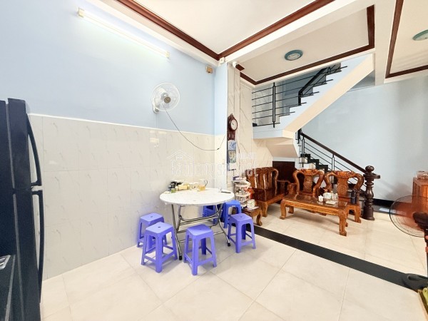 BÁN NHÀ ĐỒNG NAI QUẬN 10  - GẦN MẶT TIỀN - KHU VIP
