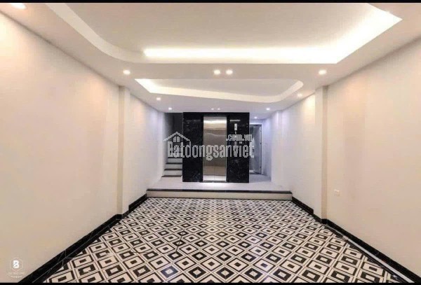 Bán nhà 7 tầng thang máy, mặt phố Hoàng Ngân. Gara ô tô vỉa hè kinh doanh, mặt tiền rộng đẹp