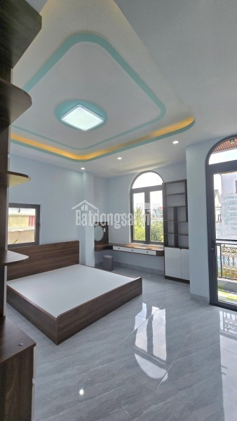 Bán nhà 3 tầng Tân Hòa 2, Hiệp Phú, Q9, Thủ Đức, TP HCM. DT 51m2, giá 5,68  tỷ, sổ hồng riêng.
