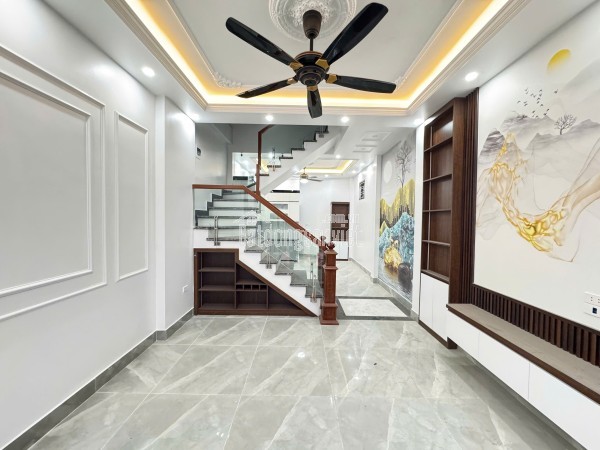 Nhà xây mới 4 tầng độc lập Đông Trung Hành – cơ hội sở hữu nhà đẹp với giá cực tốt