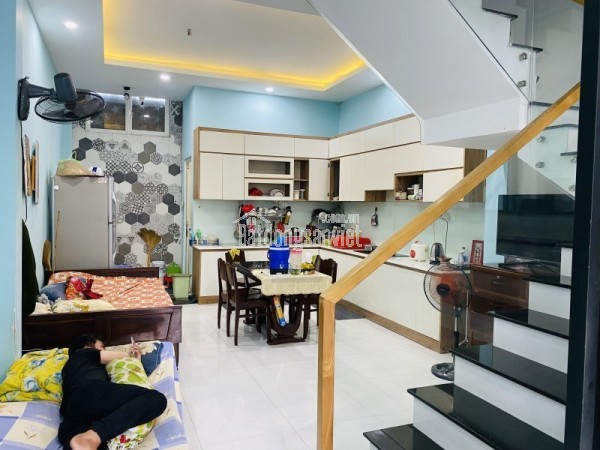 Bán nhà 3 tầng đường Số 23, Bình Trưng Tây, Q.2, TP HCM. DT 64m2, sổ hồng riêng. Giá 7.45 tỷ.
