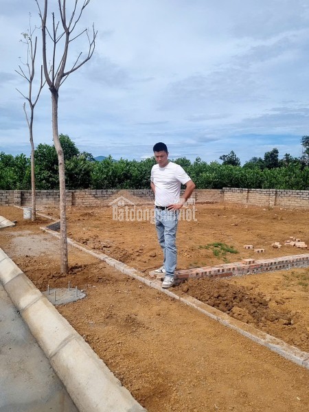 🌿 BÁN ĐẤT LA GIÁN – HÒA LẠC 🌿
Em cần bán lô đất đẹp tại khu vực La Gián, Hòa Lạc – vị trí tiềm