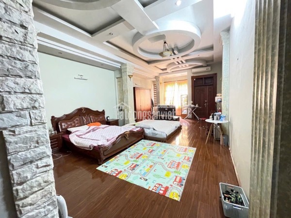 🔥 Bán nhà mặt đường Khúc Hạo – 86m² – 5 tầng thang máy