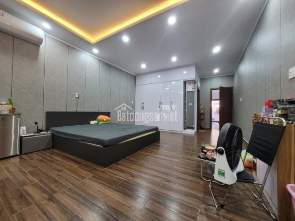 Bán nhà đường số 2, Trường Thọ, Thủ Đức, TP HCM. DT 50m2, 3 tầng, sổ hồng riêng. Giá 6,85 tỷ.