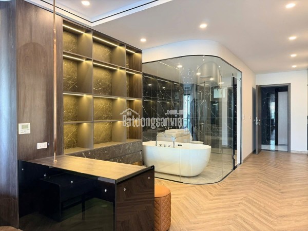 NGỌC THỤY – LONG BIÊN  - 7 TẦNG THANG MÁY -GA 2 Ô TÔ - KINH DOANH ĐỉNH- FULL NỘI THẤT NHẬP KHẨU
+