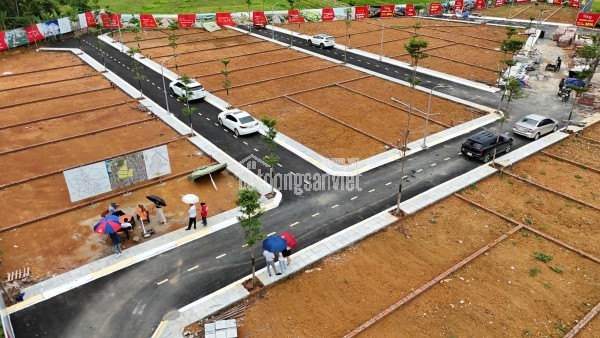 CẦN TIỀN KINH DOANH, CHIẾT KHẤU SÂU LÔ ĐẤT PHÚ CÁT NGÃ TƯ VAI RÉO