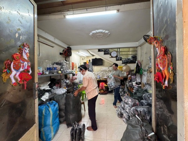 Bán nhà riêng tại Đường Hồng Bàng, Phường 16, Quận 11, TP HCM giá 5 tỷ  800 triệu