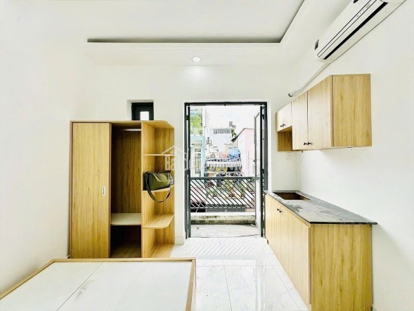 LÔ GÓC, NGAY THỐNG NHẤT, 4 TẦNG ĐÚC + MÁI BTCT , FULL NT  6 PHÒNG, 5 WC, GIÁ CHỈ NHỈNH 6 TỶ.