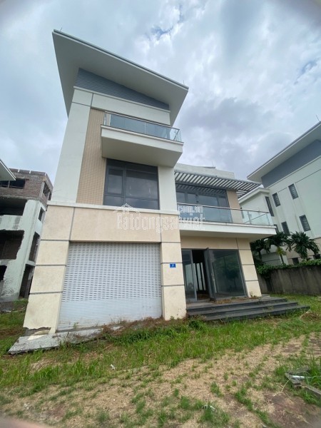 ◆ Mặt đường Nguyễn Cộng Hòa - Nhà độc lập 5,5 tầng thang máy - full nội thất