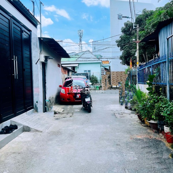 Nhà phố mới, đẹp Tam Bình - 4 Tầng – Nhỉnh 5,5 tỷ - Đường xe tải - Ôtô đậu trước nhà