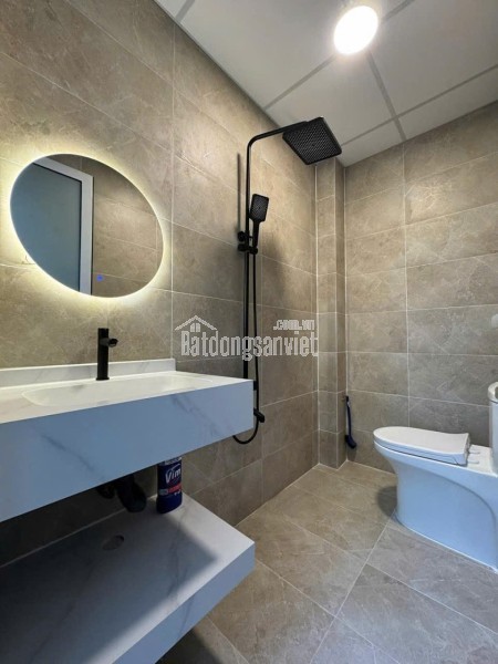 Bán nhà đường ÔTô đậu 8m - Trung Tâm Tân Phú khu VIP Tô Hiệu 4,2m x 18m - tặng Hết Nội Thất Xịn Xò