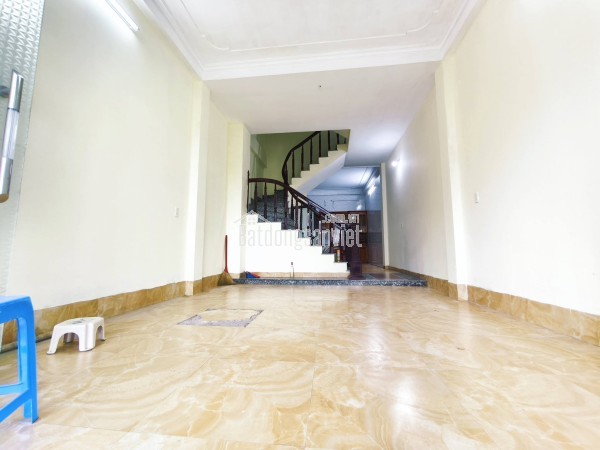 Tin thật Nhà Bát Khối 11 tỷ 60m ô tô đỗ cửa,thang máy ở thích