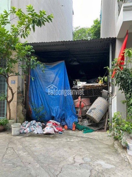 Bán nhà Bát Khối 10 tỷ 60m ô tô đỗ cửa,tặng nhà c4