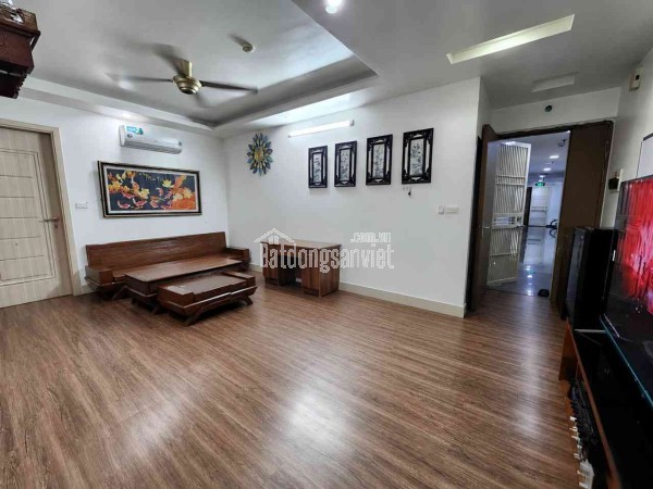 Căn hộ Ruby City  4,2 tỷ 70m sẵn 3 ngủ,sổ đỏ đầy đủ,tầng view đẹp, Long Biên
