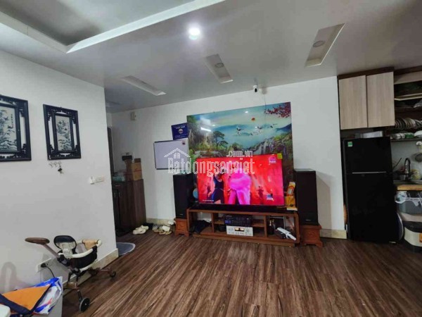 Căn hộ Ruby City  4,2 tỷ 70m sẵn 3 ngủ,sổ đỏ đầy đủ,tầng view đẹp, Long Biên