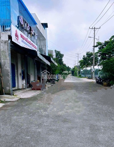 Nhà phố mới đẹp, 2 Tầng – Linh Đông - 60m2 –Nhỉnh 5 tỷ - Đường 5m – KDC sầm uất