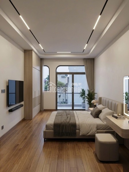 Hàng hiếm mặt đường Lý Sơn - Long Biên