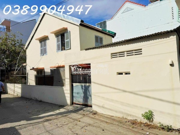 Siêu phẩm nhà đẹp 3tầng góc 2 mặt tiền đường Đồng Nai gần siêu thị Coopmart, full nội thất, 11,9tỷ