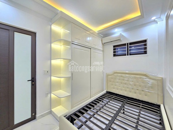 SIÊU PHẨM NHÀ ĐỘC LẬP 4 TẦNG , NỘI THẤT CAO CẤP HÀNG KÊNH