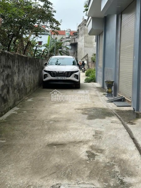 BÁN NHÀ - TẦNG 2 TẬP THỂ YÊN NGƯU - THANH TRÌ - LÔ GÓC - Ô TÔ ĐỖ CỬA - GIÁ RẺ