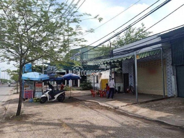 Nhà mặt tiền Hòa Bình kế bên trường tiểu học Hòa Bình, 13,5 TY