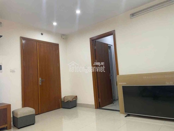 Tin thật bán đất phố Trạm long Biên 10 tỷ 70m ô tô đỗ cửa