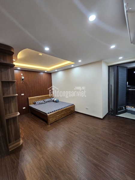Chính chủ bán căn hộ 3 phòng ngủ cao cấp tại Sun Square - Full nội thất đẹp, sổ đỏ chính chủ