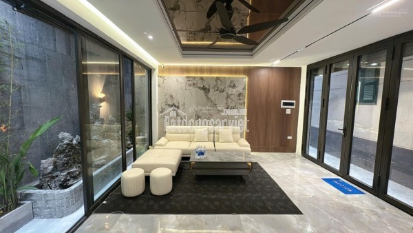 Siêu đẹp Hoàng Văn Thái, 50m2x5T, 2 thoáng vĩnh viễn, gần phố, giá 9,4 tỷ (CK nhà thật giá chuẩn)