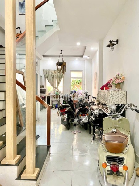 Bán Nhà 3 Tầng Hiệp Bình Thủ Đức 86m2 Giá 6,3 Tỷ