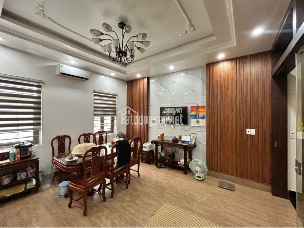 Lô góc hiếm khu TĐC A51 – Hồ Sen, 2 mặt tiền, thang máy hiện đại.