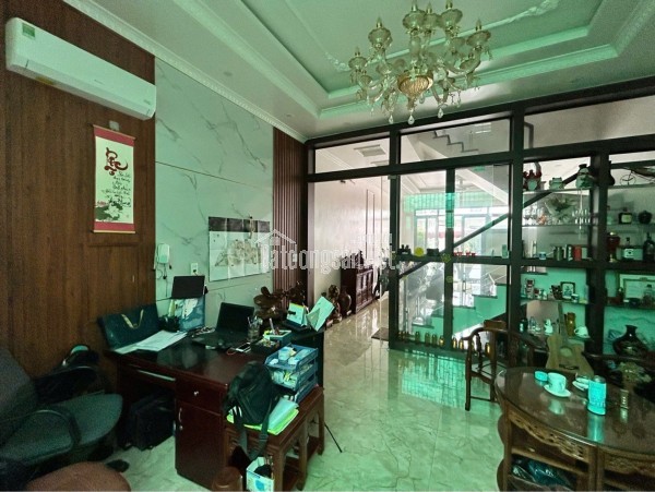 Lô góc hiếm khu TĐC A51 – Hồ Sen, 2 mặt tiền, thang máy hiện đại.