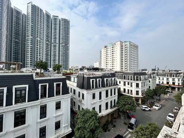 Lô góc hiếm khu TĐC A51 – Hồ Sen, 2 mặt tiền, thang máy hiện đại.