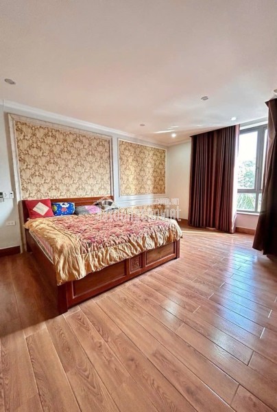 Lô góc hiếm khu TĐC A51 – Hồ Sen, 2 mặt tiền, thang máy hiện đại.