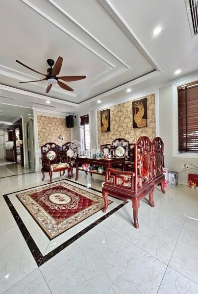 Lô góc hiếm khu TĐC A51 – Hồ Sen, 2 mặt tiền, thang máy hiện đại.