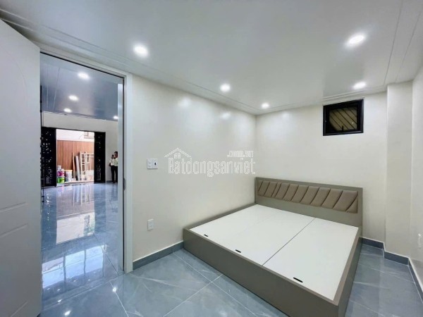 MẶT ĐƯỜNG KHÚC HẠO – THANG MÁY – FULL NỘI THẤT – 8,9 TỶ