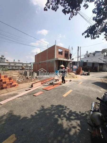 CHO THUÊ XƯỞNG QL22 - TÂN THỚI NHÌ - HÓC MÔN 1300M2 GIÁ 95 TRIỆU