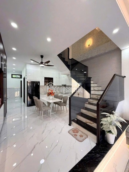 🏡 CHỈ 750 TRIỆU SANG TÊN  NHÀ LẦU 140M² (4.5x31) NGAY UBND PHƯỜNG TÂN TRIỀU 🏡