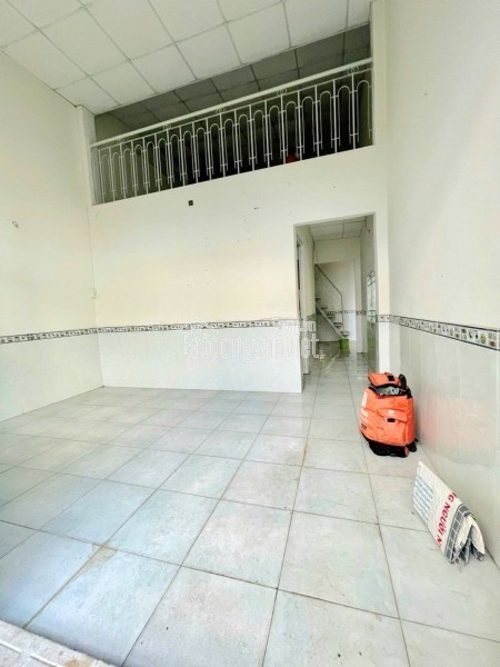 [Hiệp Bình Chánh] Nhà mới 3 tầng đẹp lung linh  - Hẻm xe hơi thông - Đối diện Gigamall và ĐH Luật