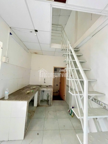 [Hiệp Bình Chánh] Nhà mới 3 tầng đẹp lung linh  - Hẻm xe hơi thông - Đối diện Gigamall và ĐH Luật
