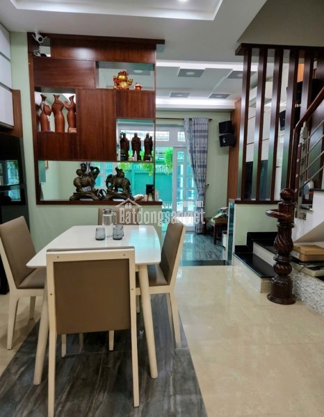 NHÀ HXH THÔNG 70M² - NGANG 4,5M - BTCT ĐẸP - GẦN CHỢ TÂN BÌNH - NHỈNH 8 TỶ