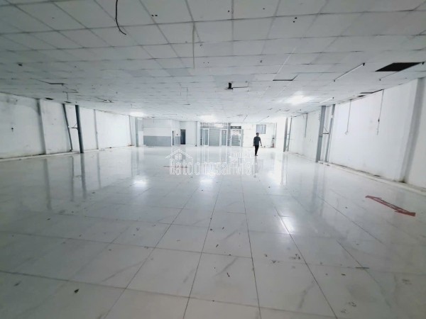 🔥 XƯỞNG 600M² BÀ ĐIỂM – GẦN BẾN XE AN SƯƠNG – GIÁ CHỈ 45 TRIỆU 🔥